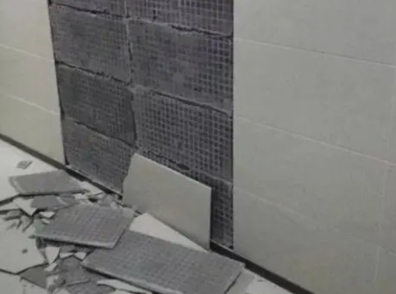黄州瓷砖空鼓维修公司分享下黄州墙砖松动维修的知识